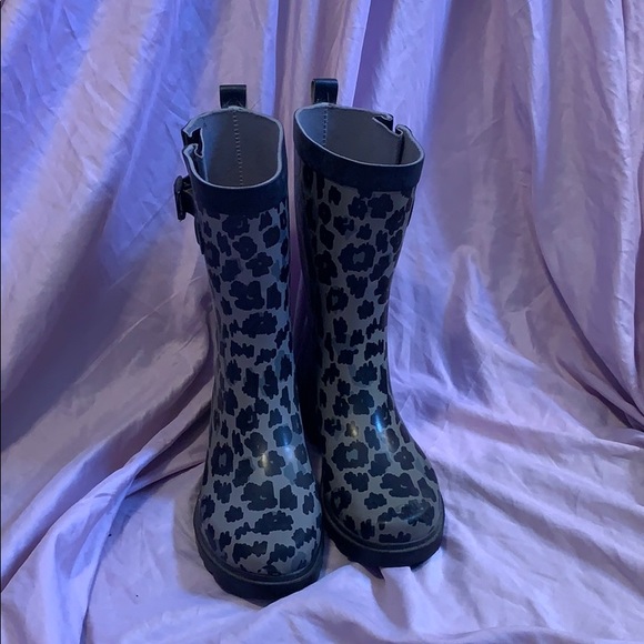 Capelli of New York Shoes - EUC Capelli Leopard print rain boots size 6